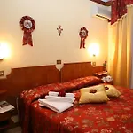 Bonifacio 3*