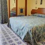 Bonifacio 3*